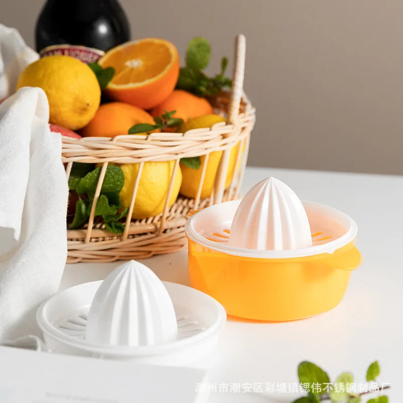 Mini Manual Juicer Fruit Juicer Machine Kitchen Accessories Manual Portable Citrus Juicer Kitchen Tools Plasticr-Color Random ﻿