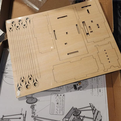 Desk Tabletop Decoration - Lifelike Wooden Electric Manta Ray Automaton; Unique Ocean Themed Decor for Home