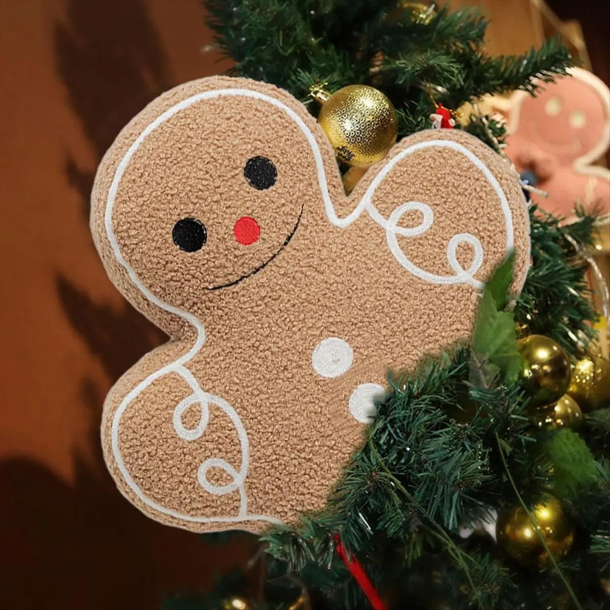 *ABDH Gingerbread Man Throw Pillow, Christmas Decorative Plush Pillow for Home & Bed, Festive Holiday Cushion