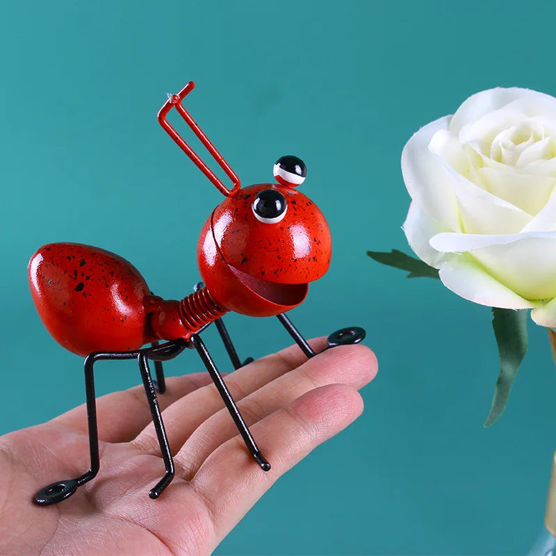Cute Ant Figurine Outdoor Garden Decoration Yard Lawn Ornament Tree Hanging Wall Decor