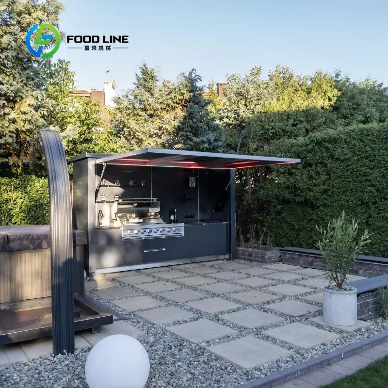 Customized Luxurious Built In Outdoor Kitchen For High End Villa Backyard Leisure Premium Outdoor Dining Experience