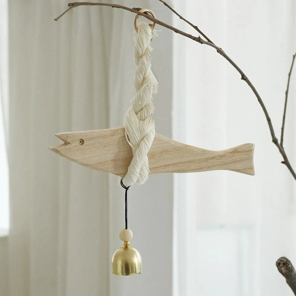 Creative Handmade Wood Fish Door Bell Hand Carved Lightweight Fish Wall Decoration Rustic Lucky Fish Door Chimes Living Room