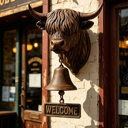 Rustic Highland Cow Hanging Bell, Scottish-Themed Resin Welcome Doorbell with Clear Chime, Outdoor Decor for Porch, Garden, Farm