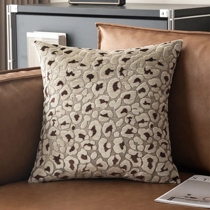 Luxury Leopard Print Velvet Throw Pillow Cover  Modern Animal Pattern Cushion Case Modern Decorative Pillows for Stylish Sofa