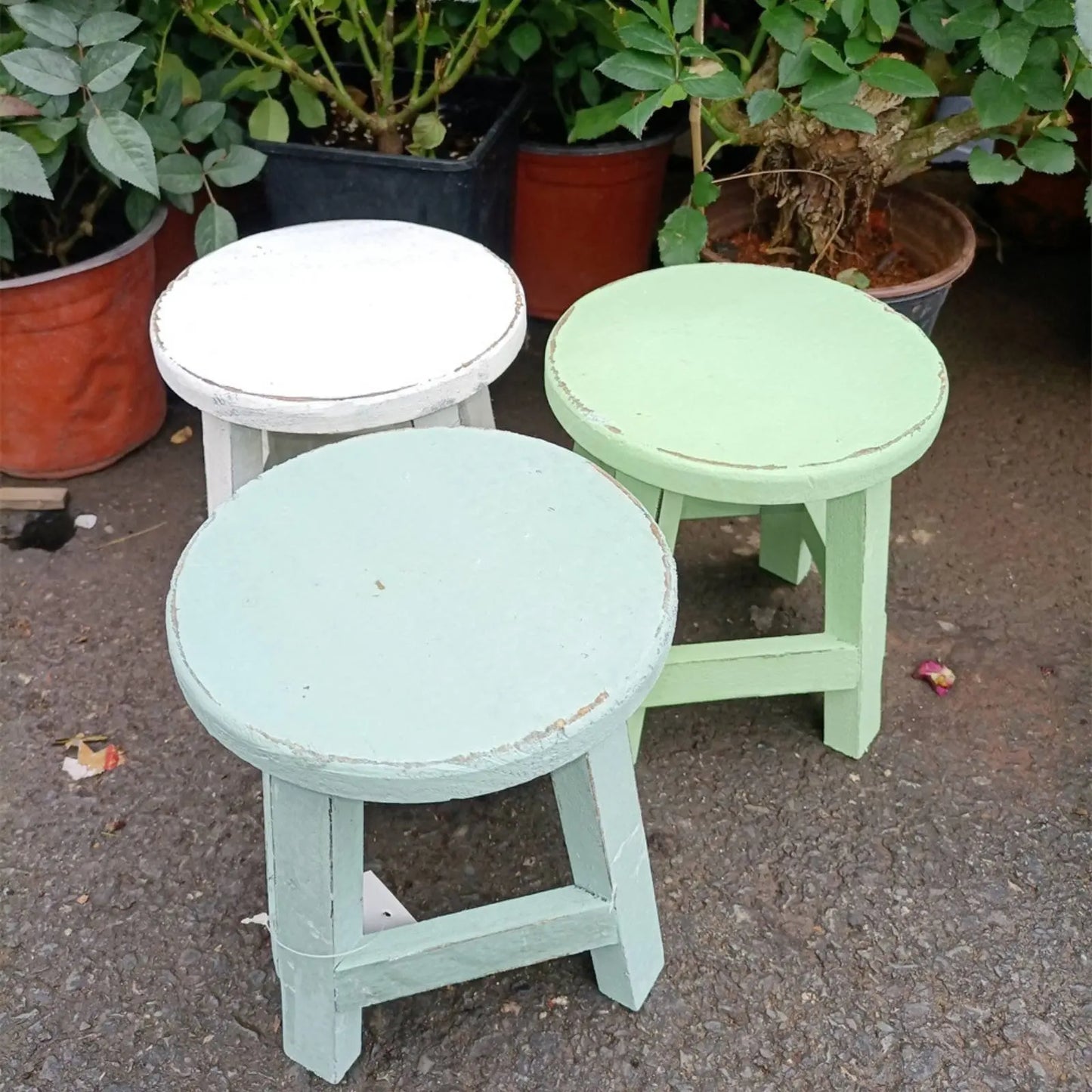 Round Wooden Stool Lightweight Round Wood Plant Stand Miniature Wood Stool Distressed Finish Vintage Plant Riser for Indoor