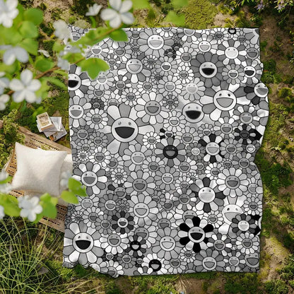 Artist T-Takashi M-Murakami Throw Soft Flannel Blanket for Bed Bedroom Sofa Picnic Throw Skin-friendly Breathable Gift Cover