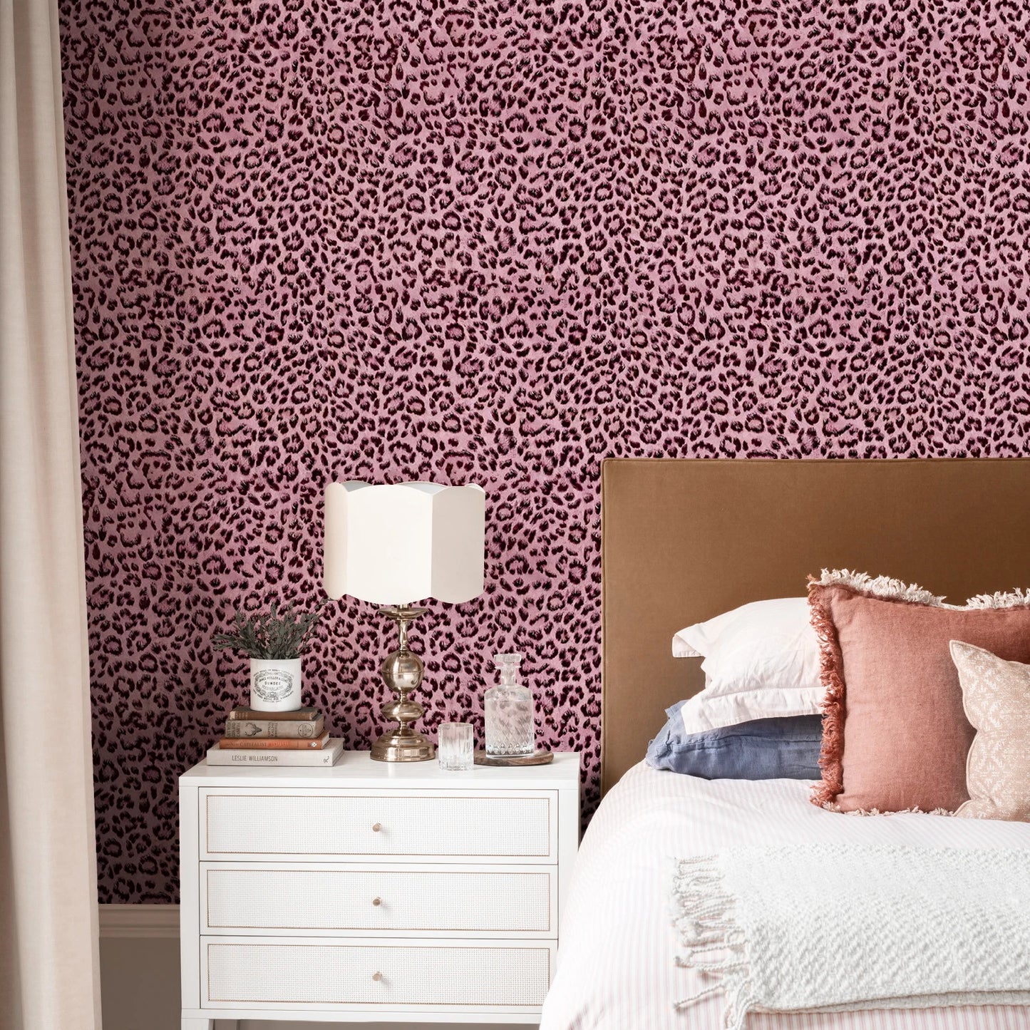 Classic Rose Pink Leopard Print Wallpaper Waterproof Peel and Stick Wall Decal for Bedroom Living Room Removable Wall Covering