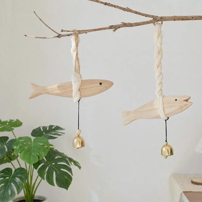 Creative Handmade Wood Fish Door Bell Hand Carved Lightweight Fish Wall Decoration Rustic Lucky Fish Door Chimes Living Room