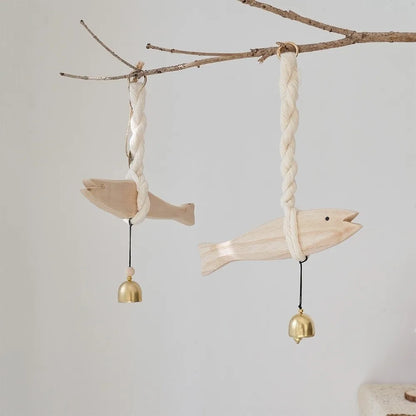 Creative Handmade Wood Fish Door Bell Hand Carved Lightweight Fish Wall Decoration Rustic Lucky Fish Door Chimes Living Room
