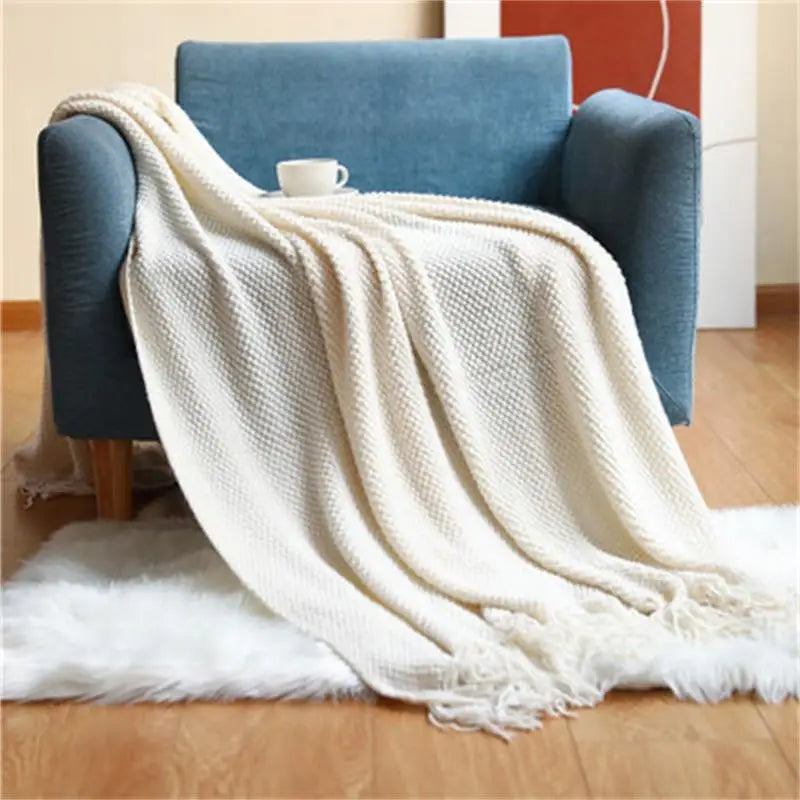 Nordic Knitted Blanket on the Bed Sofa Plaid Travel Nap Blankets Solid Color Soft Winter Air Conditioning Blanket with Tassels