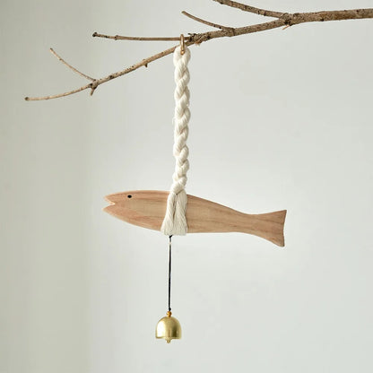 Creative Handmade Wood Fish Door Bell Hand Carved Lightweight Fish Wall Decoration Rustic Lucky Fish Door Chimes Living Room